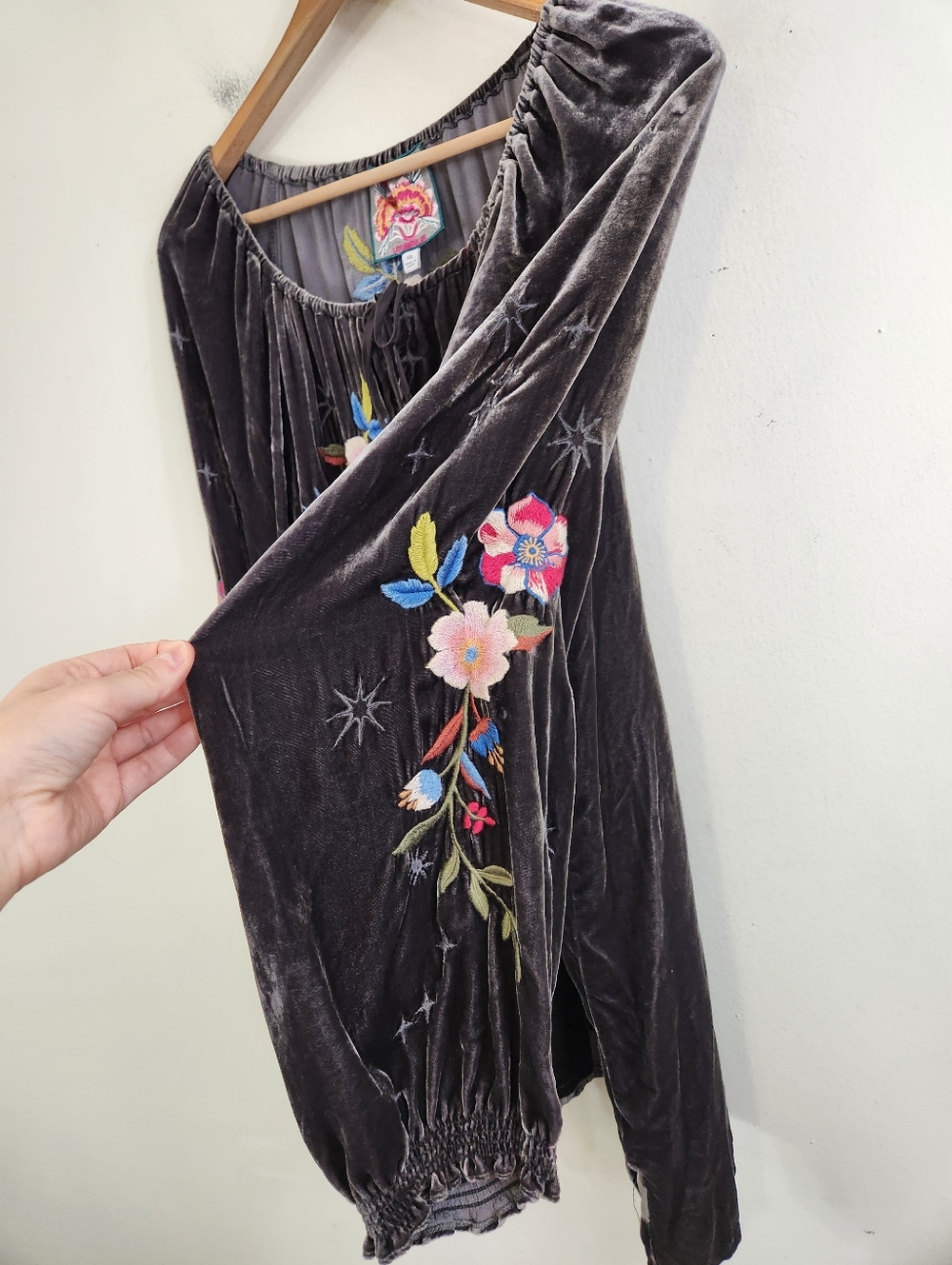 Johnny Was “Celestin” embroidered velvet top - Picture 8 of 15